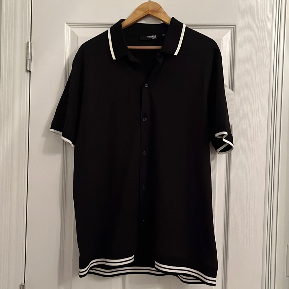Sleek slim fit Murano mens shirt.